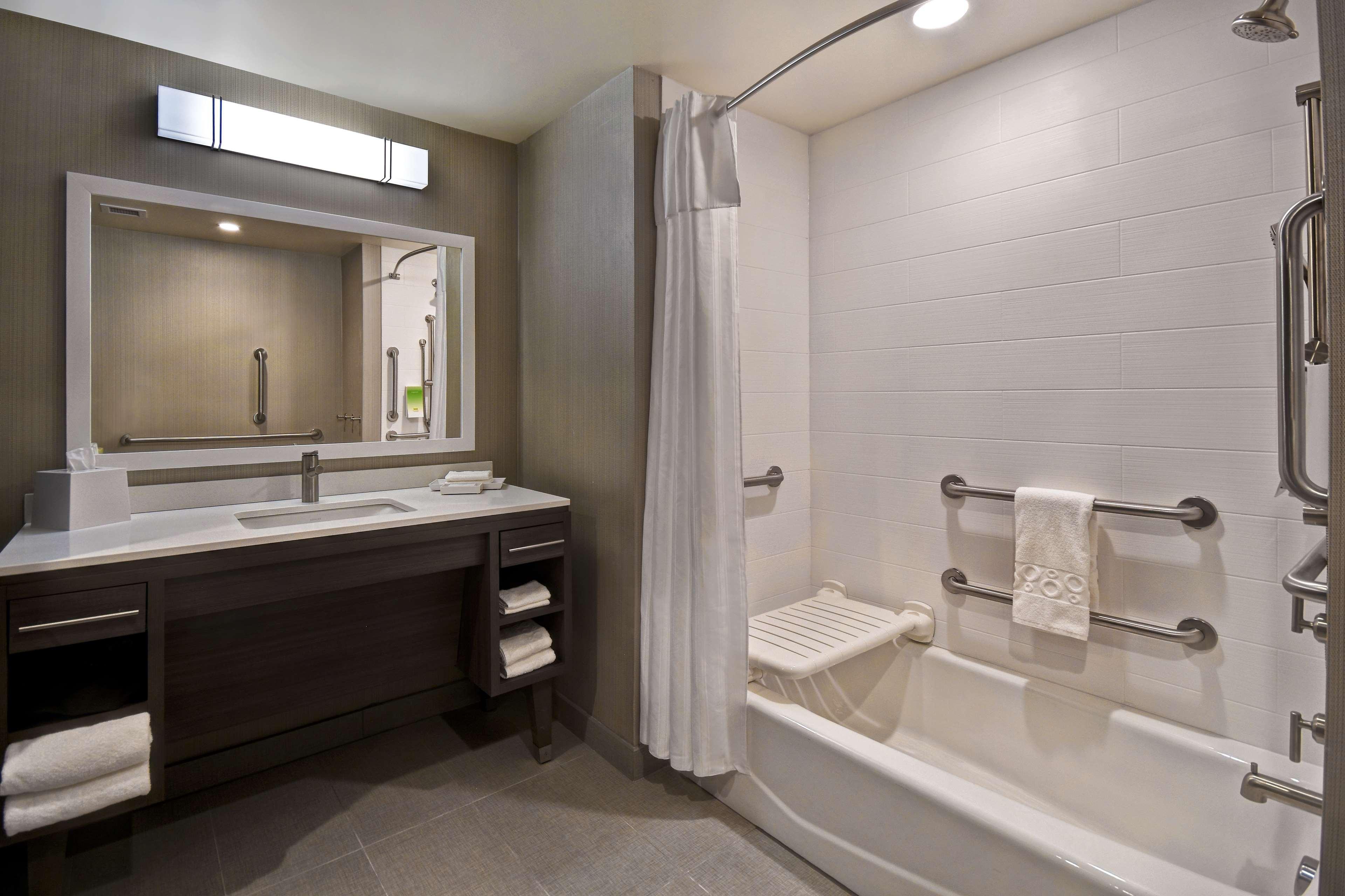 Home2 Suites By Hilton Bowling Green, Oh Exteriör bild